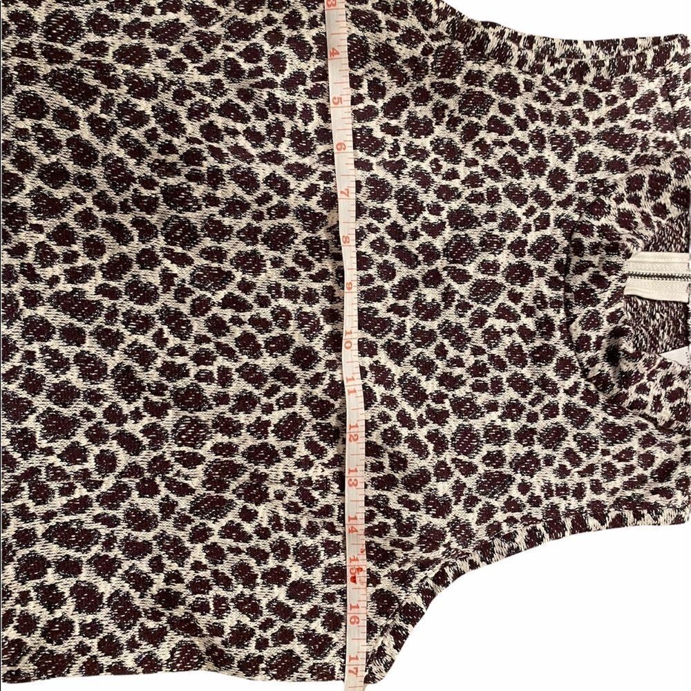Anthropologie Womens Akemi + Kin Leopard Print Top - Picture 5 of 9